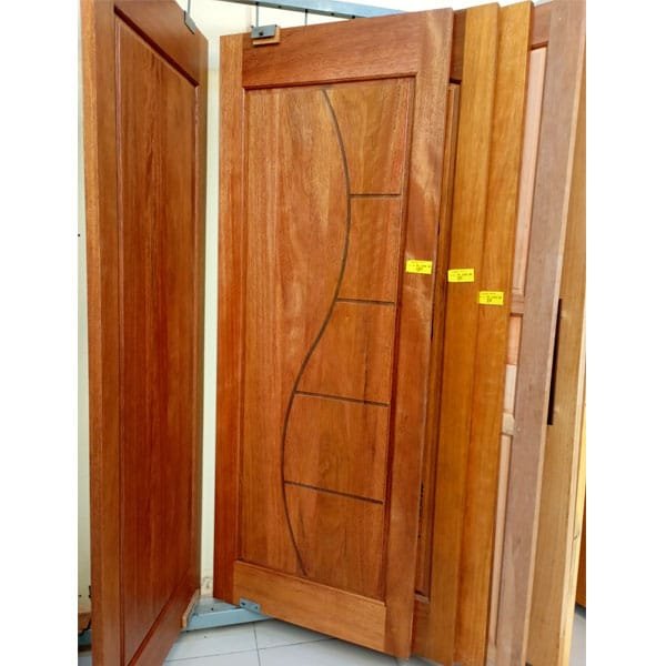 Porta Nepasi Cedro 80x2,10 Ref 96 — Portas